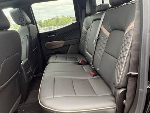 New 2026 GMC Canyon Denali w/ LPO, Denali Black Edition image 14