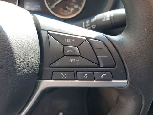 Certified 2021 Nissan Sentra S image 18