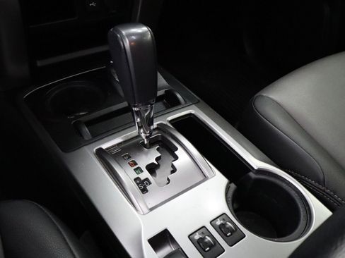 Used 2021 Toyota 4Runner SR5 Premium image 19