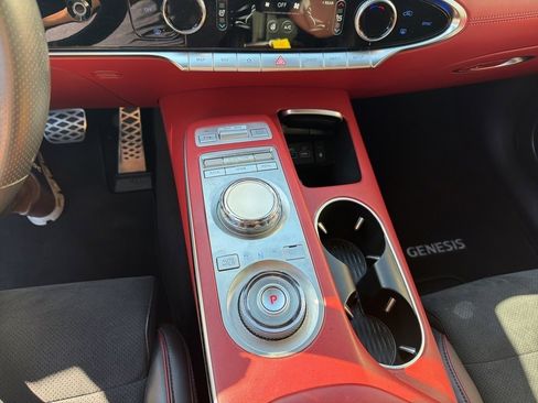 Used 2022 Genesis GV70 3.5T Sport w/ Sport Prestige Package image 18