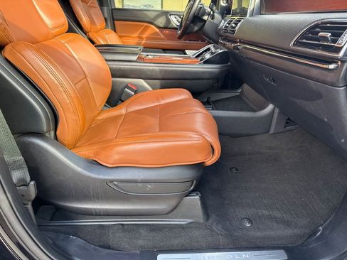 Used 2020 Lincoln Navigator L Reserve w/ Equipment Group 208A Reserve AWD/4WD image 67