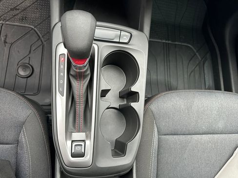 Used 2024 Chevrolet Trax RS w/ Sunroof Package image 19