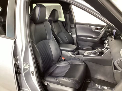 Used 2024 Toyota RAV4 XSE w/ Advanced Technology Package AWD/4WD image 39