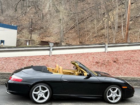 Used 2002 Porsche 911 Carrera image 12