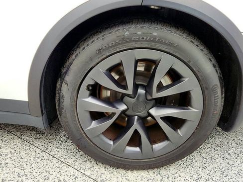 Used 2022 Tesla Model X AWD/4WD image 9