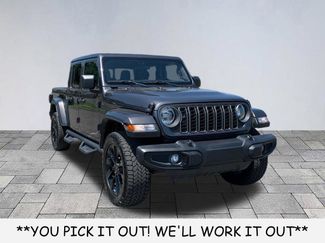 Used 2025 Jeep Gladiator Sport AWD/4WD 360° Tour