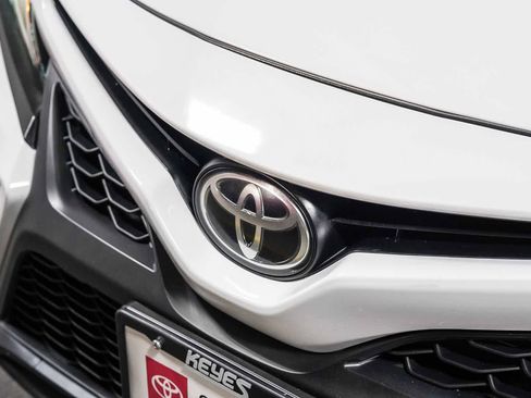 Certified 2021 Toyota Camry SE w/ Convenience Package AWD/4WD image 9