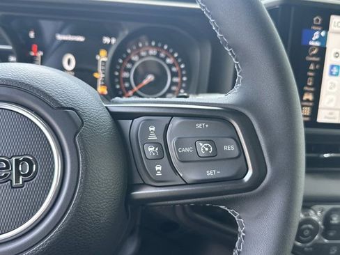 New 2026 Jeep Wrangler Unlimited Rubicon AWD/4WD image 24