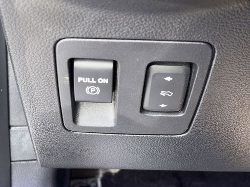 Used 2020 Ford F150 Platinum w/ Equipment Group 701A Luxury image 20