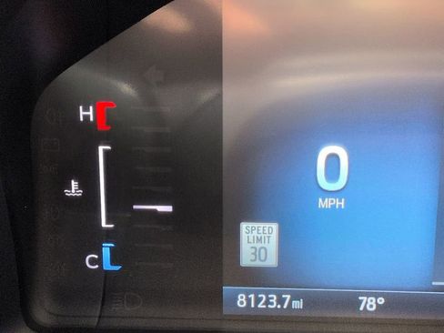 Used 2024 Ford Ranger XLT w/ Technology Package image 30