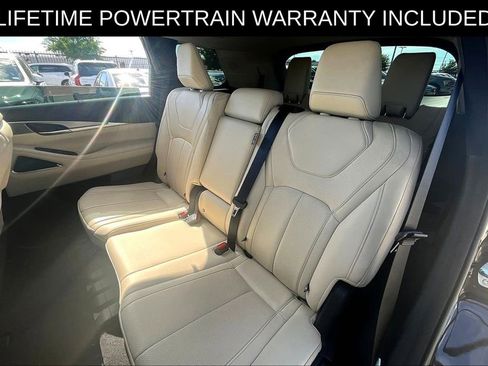 Certified 2023 INFINITI QX60 Luxe w/ Performance Audio Package image 33