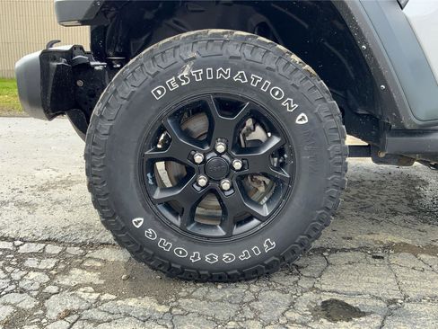 Used 2021 Jeep Wrangler Unlimited Sport AWD/4WD image 30