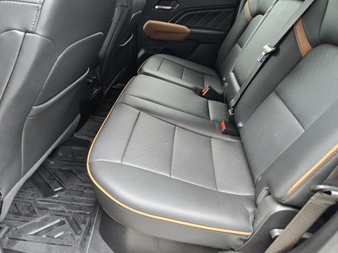 Used 2024 GMC Canyon AT4 w/ AT4 Premium Package image 22