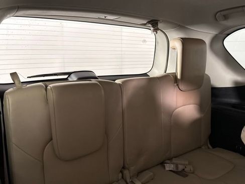 Used 2022 Nissan Armada SV w/ SV Appearance Package image 29