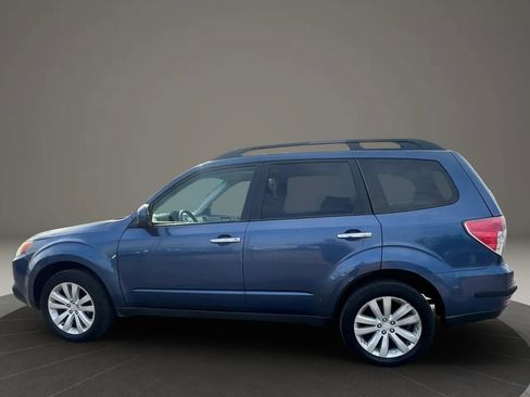 Used 2011 Subaru Forester 2.5X Premium AWD/4WD image 8
