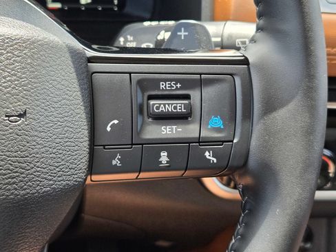 Used 2026 Nissan Rogue Platinum w/ Tech Package AWD/4WD image 31