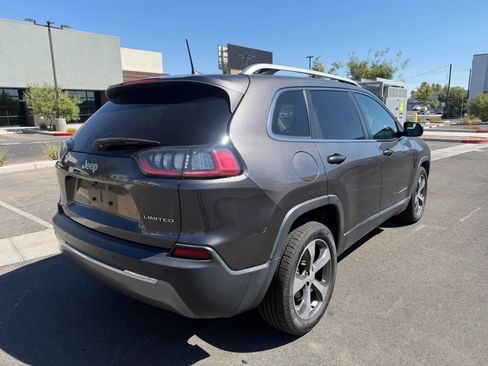Used 2020 Jeep Cherokee Limited FWD image 5