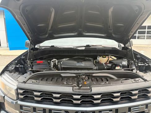 Used 2020 Chevrolet Silverado 1500 Custom w/ Custom Value Package AWD/4WD image 13