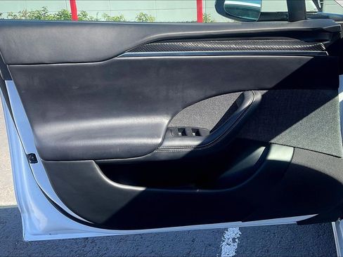 Used 2021 Tesla Model S Plaid image 12