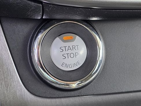 Used 2024 Nissan Murano SL FWD image 21