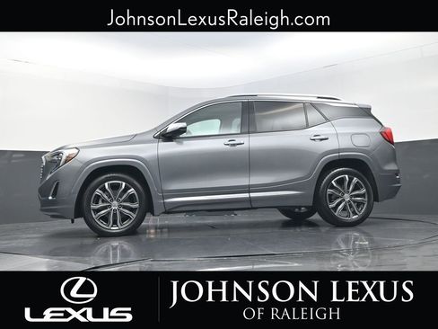 Used 2020 GMC Terrain Denali w/ Denali Premium Package image 22