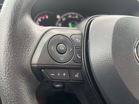 Used 2024 Toyota RAV4 LE image 18