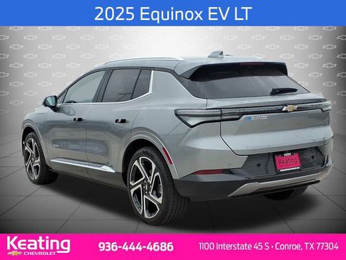 New 2025 Chevrolet Equinox EV LT w/ Convenience Package II image 2