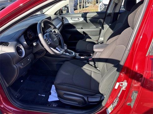 Certified 2023 Kia Forte LXS image 11