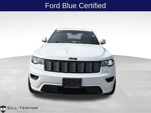 Used 2021 Jeep Grand Cherokee Laredo X AWD/4WD image 1