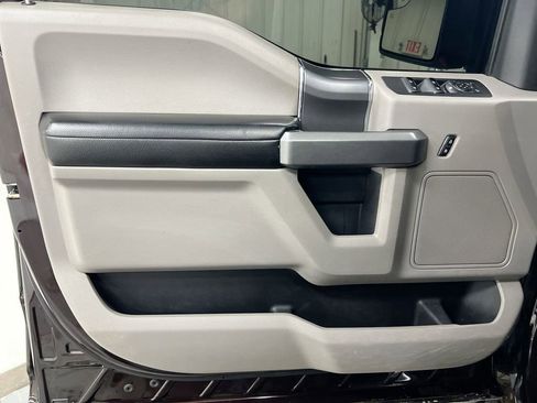 Used 2018 Ford F150 XLT w/ Equipment Group 302A Luxury AWD/4WD image 20