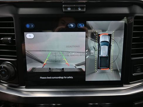 New 2025 Ford F350 Lariat w/ Lariat Ultimate Package image 3