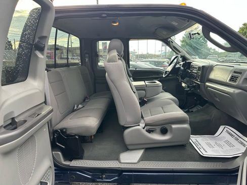 Used 2004 Ford F350 XL AWD/4WD image 18