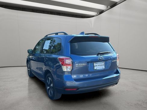 Used 2018 Subaru Forester 2.5i Premium AWD/4WD image 3