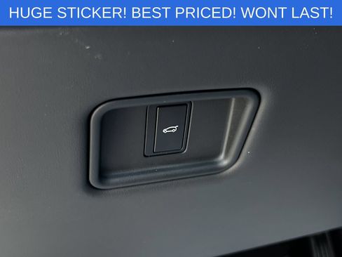 Used 2025 Land Rover Range Rover Sport Dynamic SE AWD/4WD image 13