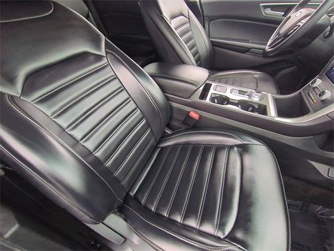 Used 2024 Ford Edge SEL image 34