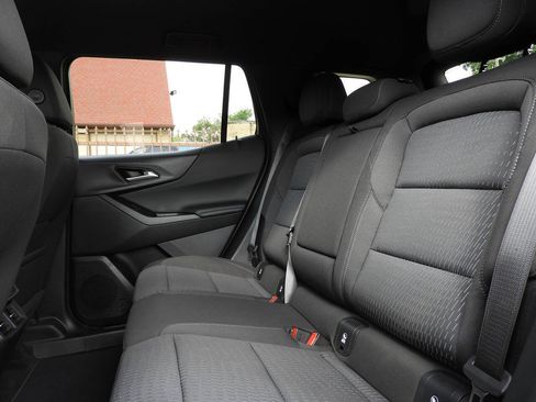Used 2026 Chevrolet Equinox LT w/ LPO, Floor Liner Package AWD/4WD image 21