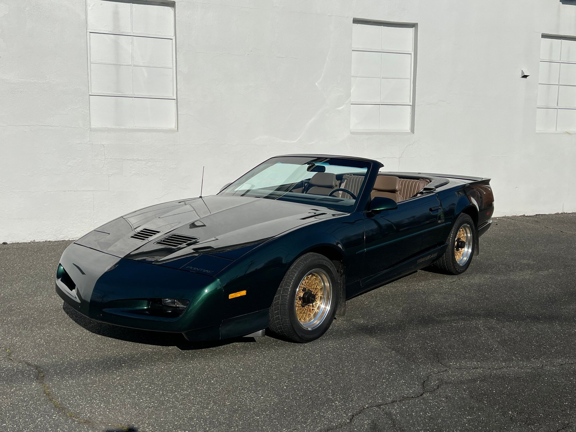 Used 1992 Pontiac Firebird Trans Am RWD image 2