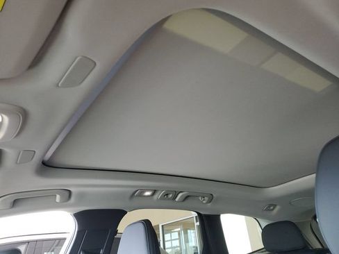 New 2026 Volvo XC60 B5 Plus w/ Protection Package Premier AWD/4WD image 6