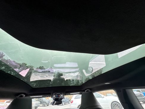 Used 2025 Dodge Charger Scat Pack w/ Track Pack image 23