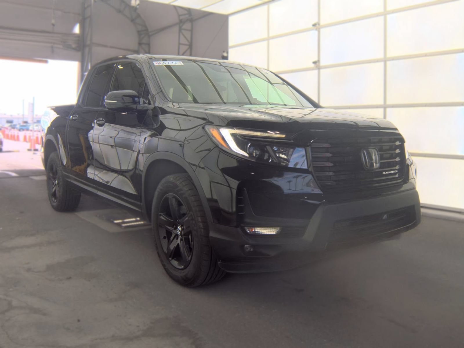Used 2021 Honda Ridgeline Black Edition image 4