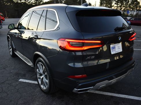 Used 2019 BMW X5 xDrive50i w/ Parking Assistance Package image 8