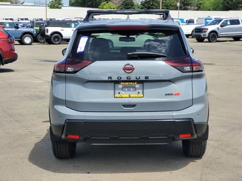 New 2026 Nissan Rogue SV image 5