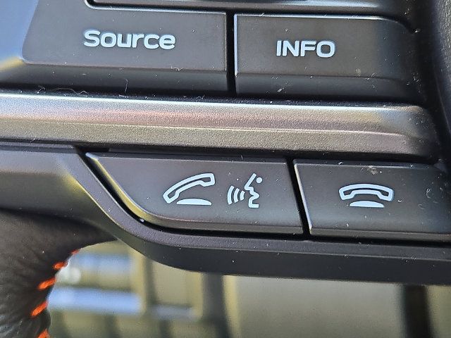 Used 2023 Subaru Crosstrek 2.0i Premium AWD/4WD image 9