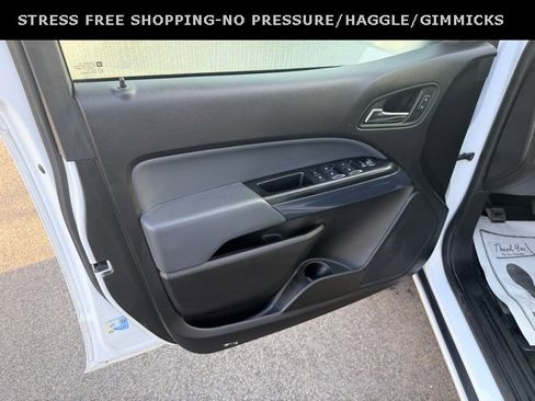 Used 2017 Chevrolet Colorado Z71 image 15