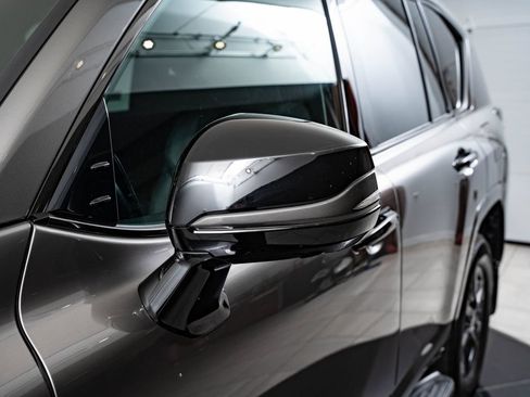 Used 2024 Lexus LX 600 4WD w/ Appearance Package image 17
