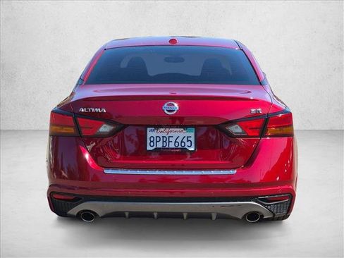Used 2020 Nissan Altima 2.5 SR FWD image 6