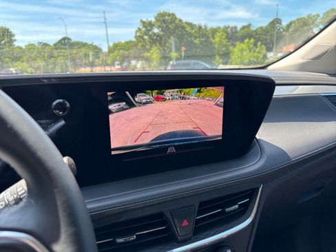 Used 2025 Buick Encore GX Preferred FWD image 21