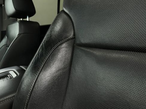 Used 2018 Chevrolet Tahoe Premier image 20