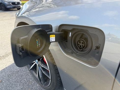 Used 2023 BMW 330e xDrive w/ M Sport Package image 11