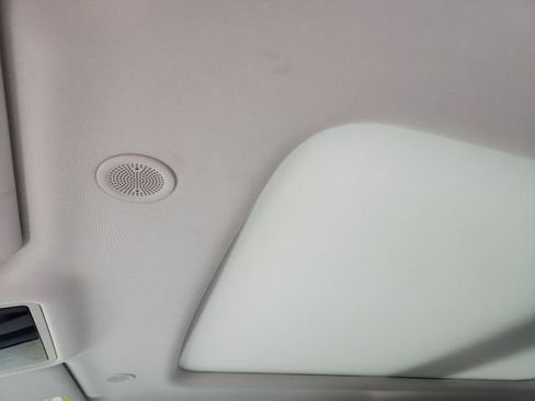 Certified 2025 Land Rover Range Rover Evoque S image 26